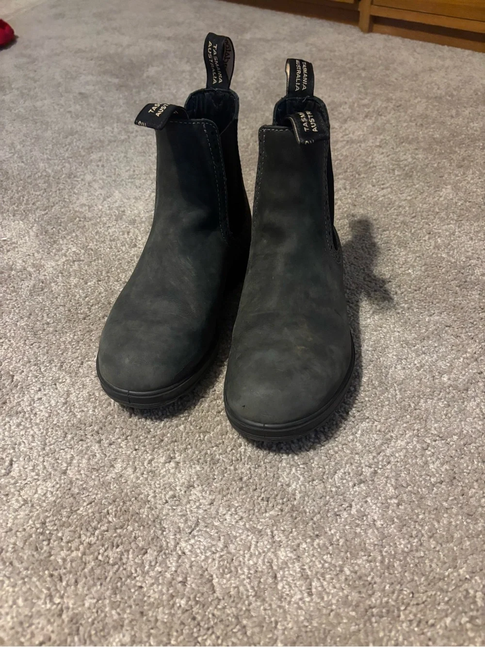 Blundstone Chelsea Boot in Rustic navy and Black Elastic